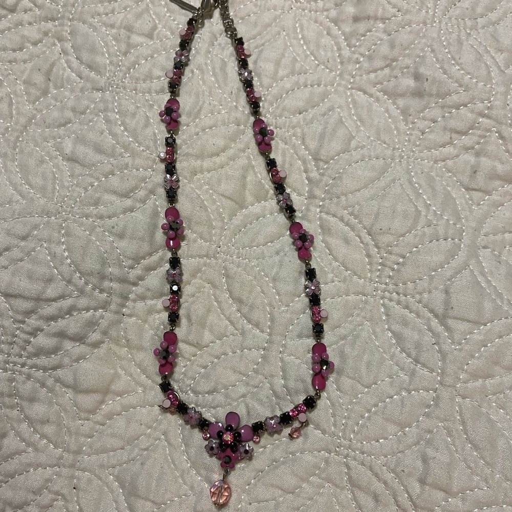 Pink and black adjustable necklace with crystals